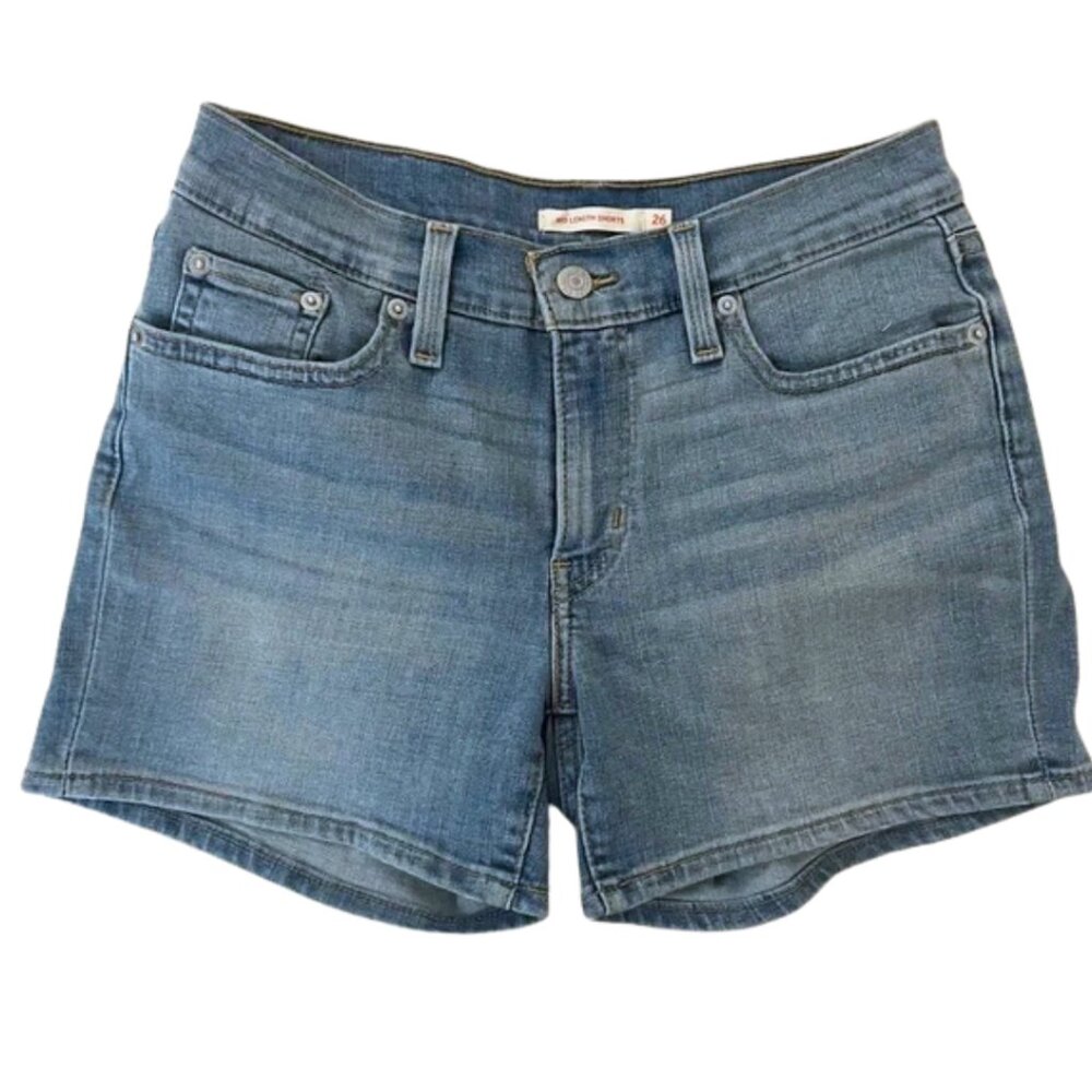 Levi Mid-Length Short (26)